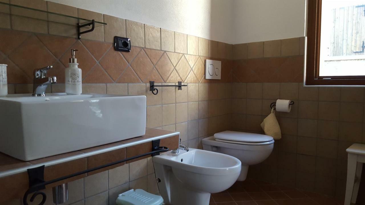 B&B Ca'Suana Lanzo dʼIntelvi Buitenkant foto